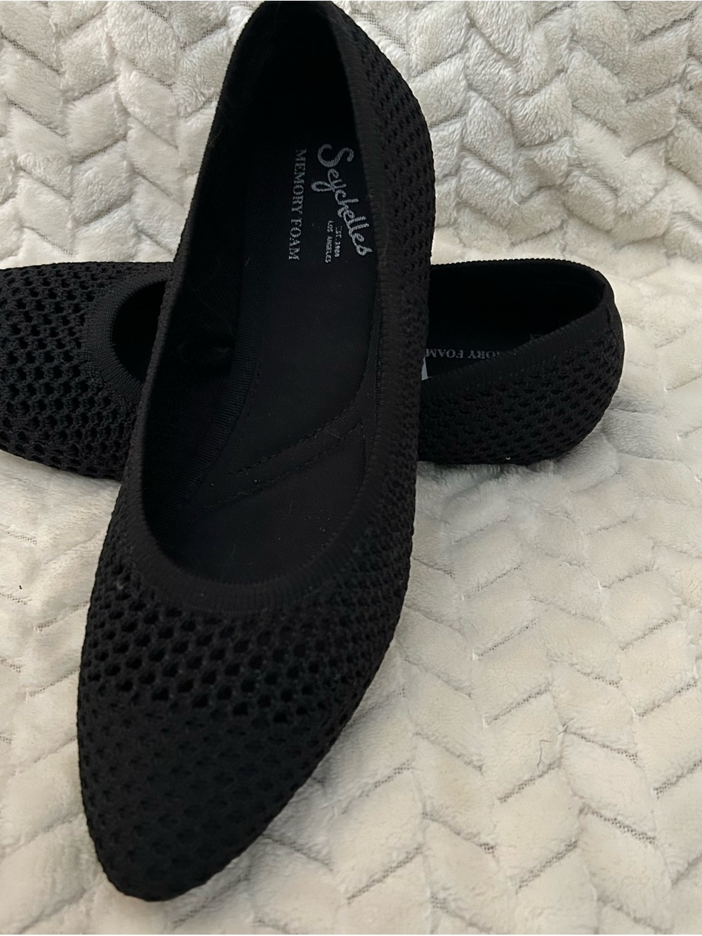 Seychelles Black Pointed Knit Ballet Flats